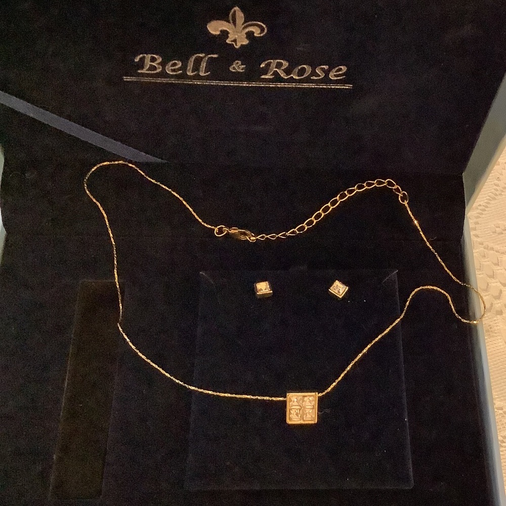 Bell& Rose jewelry set